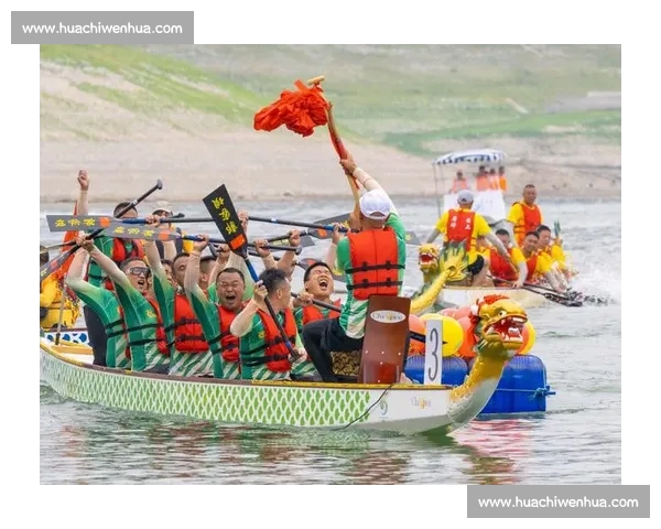 湖北省第十七届龙舟大赛圆满收官 江汉大学、中国车谷龙舟队摘金 国际队伍首秀引关注 湖北省第十七届龙舟大赛圆满收官 江汉大学、中国车谷龙舟队摘金 国际队伍首秀引关注